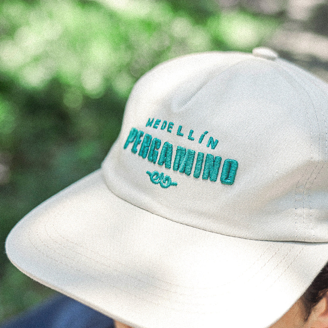 Gorra Pergamino Crema